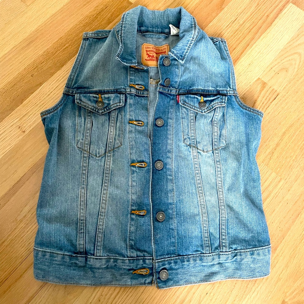Levi’s jean vest